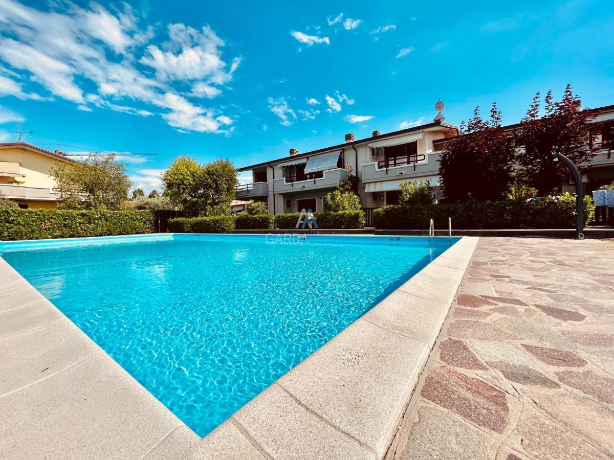 Perseo Apartment - 200M Dal Lago Di Garda Sirmione Exterior foto